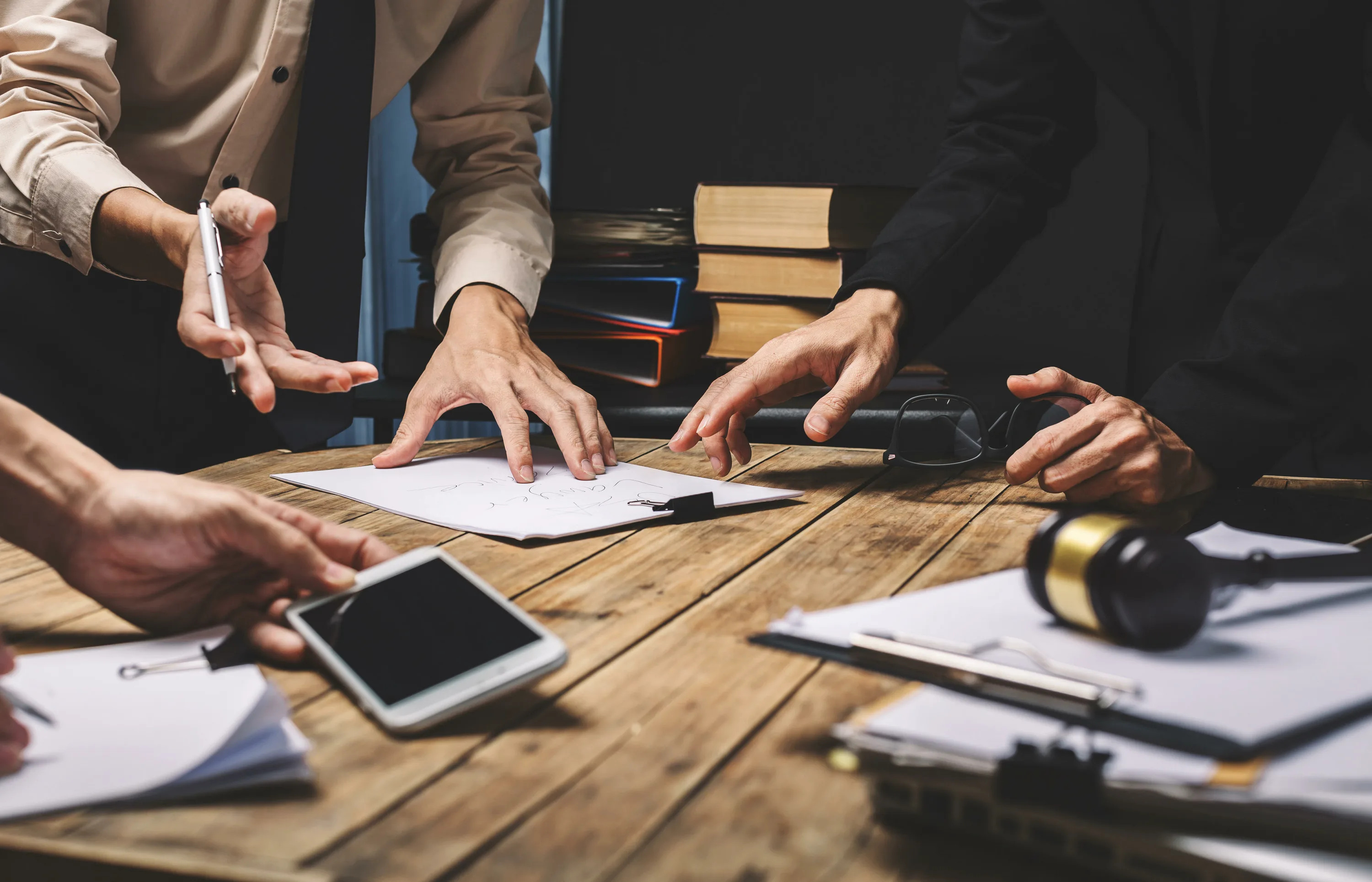 Tailored Contracts & Agreements for Your Business Needs